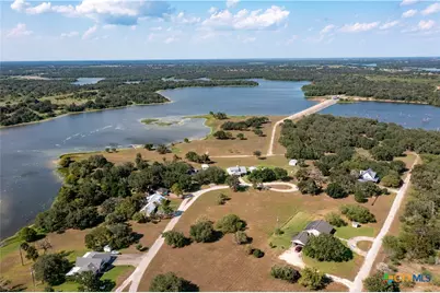 107 E Circle Street, Goliad, TX 77963 - Photo 9