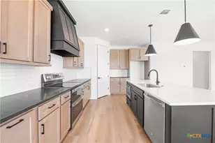 5031 Fenceline Trl, Nolanville, TX 76559 - Photo 11