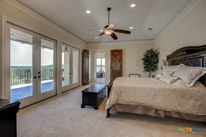 339 Valley Lodge, New Braunfels, TX 78132 - Photo 9