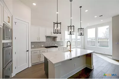 406 Cleveland Way, New Braunfels, TX 78130 - Photo 3