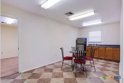 1712 N Interstate 35, San Marcos, TX 78666 - Photo 17