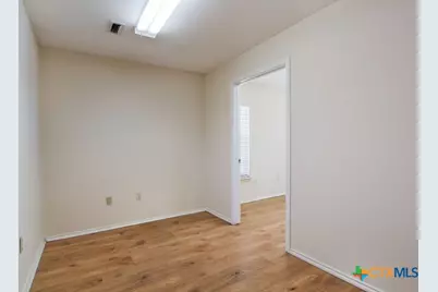1712 N Interstate 35, San Marcos, TX 78666 - Photo 15
