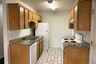 906 McDaniel Cir, Killeen, TX 76543 - Photo 3