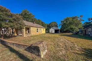 511 Saunders St, Gatesville, TX 76528 - Photo 3