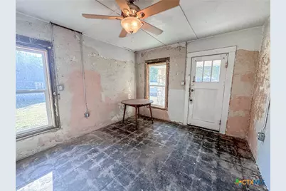 511 Saunders Street, Gatesville, TX 76528 - Photo 7