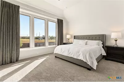 947 Blue Violet, New Braunfels, TX 78130 - Photo 9