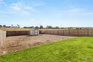 947 Blue Violet, New Braunfels, TX 78130 - Photo 25