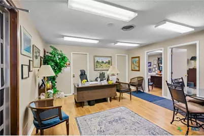 1001 E Airline Road, Victoria, TX 77901 - Photo 5