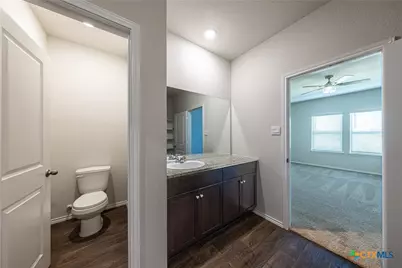 4831 Vogesite Path, San Antonio, TX 78253 - Photo 17