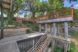 1015 Reiley Rd, Seguin, TX 78155 - Photo 33