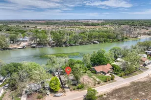 1015 Reiley Rd, Seguin, TX 78155 - Photo 37