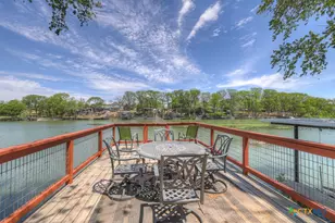 1015 Reiley Rd, Seguin, TX 78155 - Photo 31
