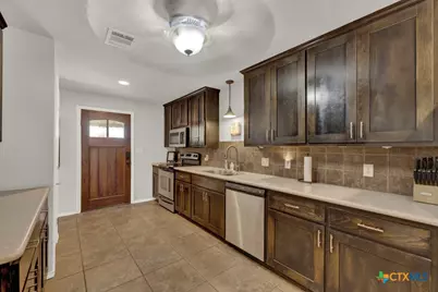 1015 Reiley Road, Seguin, TX 78155 - Photo 3