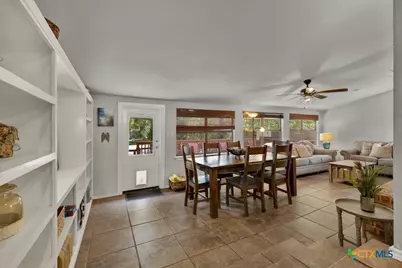 1015 Reiley Road, Seguin, TX 78155 - Photo 7