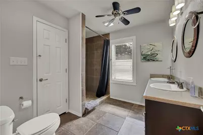 1015 Reiley Road, Seguin, TX 78155 - Photo 17