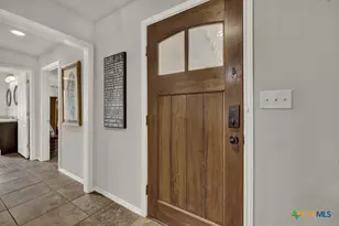 1015 Reiley Rd, Seguin, TX 78155 - Photo 5