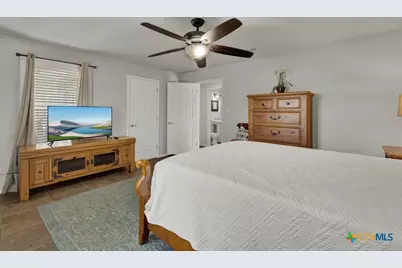 1015 Reiley Road, Seguin, TX 78155 - Photo 13