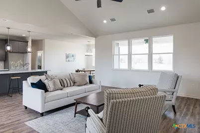 243 Honeycomb, Victoria, TX 77904 - Photo 5