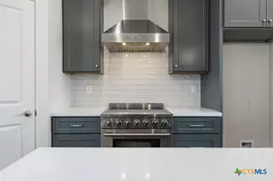 243 Honeycomb, Victoria, TX 77904 - Photo 15