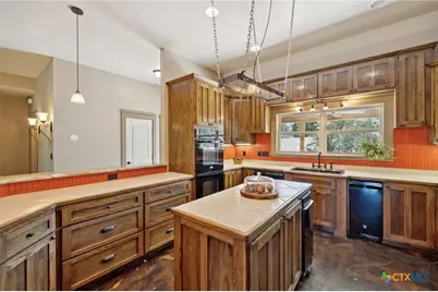 1331 Hilltop Ridge, New Braunfels, TX 78132 - Photo 9