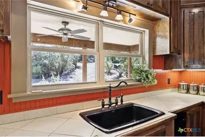 1331 Hilltop Ridge, New Braunfels, TX 78132 - Photo 11