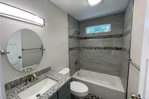 201 E 6th St, Lampasas, TX 76550 - Photo 31