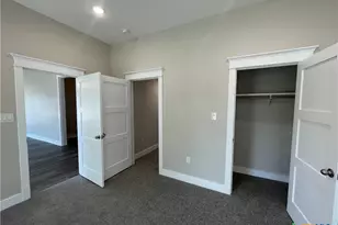 201 E 6th St, Lampasas, TX 76550 - Photo 21