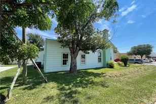 201 E 6th St, Lampasas, TX 76550 - Photo 5