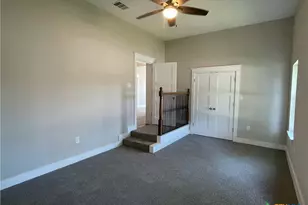 201 E 6th St, Lampasas, TX 76550 - Photo 23