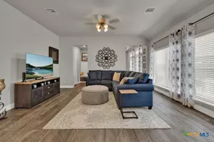 432 Sweetleaf Ln, New Braunfels, TX 78132 - Photo 9