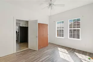 415 Elm St, Seguin, TX 78155 - Photo 5