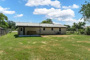 575 Farm Road 1602, Jonesboro, TX 76538 - Photo 11