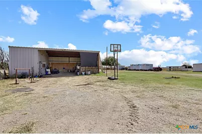 10862 Fm 537, Stockdale, TX 78160 - Photo 29