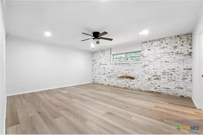 256 Dixie Lane, Victoria, TX 77904 - Photo 11