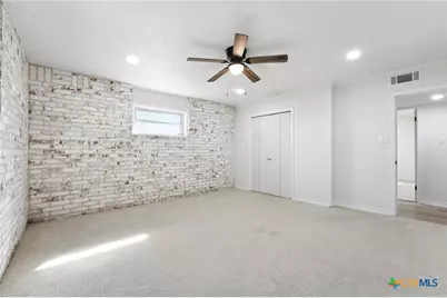 256 Dixie Lane, Victoria, TX 77904 - Photo 15