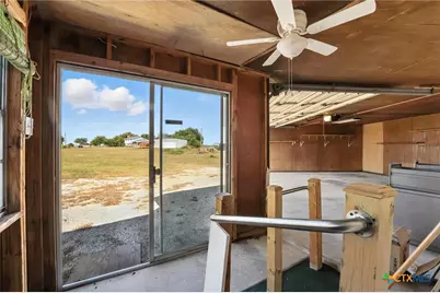 256 Dixie Lane, Victoria, TX 77904 - Photo 19