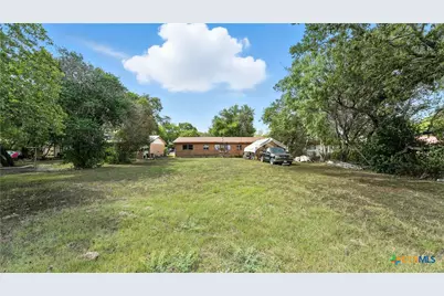 1144 Spruce Street, Seguin, TX 78155 - Photo 29