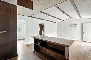 1144 Spruce St, Seguin, TX 78155 - Photo 7