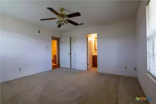 199 Sunset Trail, Luling, TX 78648 - Photo 11