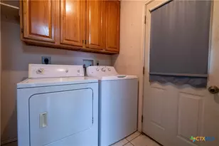 199 Sunset Trail, Luling, TX 78648 - Photo 19