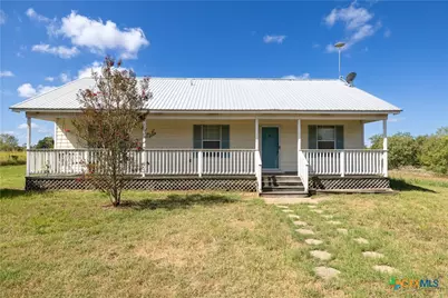 199 Sunset Trail, Luling, TX 78648 - Photo 1