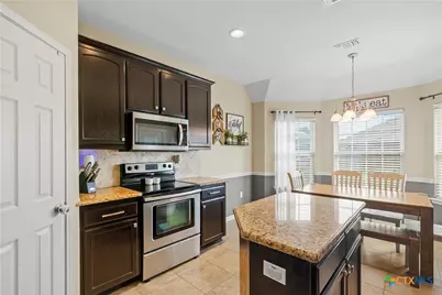 212 Mason Circle, Victoria, TX 77904 - Photo 13