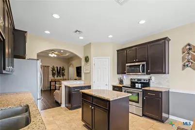 212 Mason Circle, Victoria, TX 77904 - Photo 11