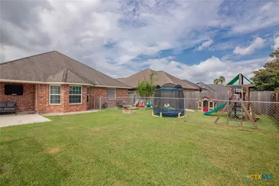 212 Mason Circle, Victoria, TX 77904 - Photo 5