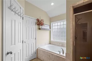 212 Mason Cir, Victoria, TX 77904 - Photo 19