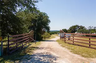 13061 Oakalla Rd, Killeen, TX 76549 - Photo 3