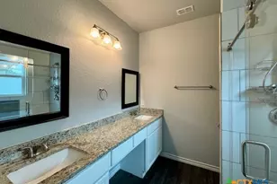 1285 Live Oak Dr, Spring Branch, TX 78070 - Photo 17