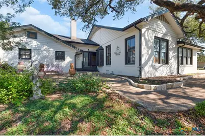 106 S Howe Street, Lampasas, TX 76550 - Photo 5