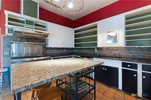 106 S Howe St, Lampasas, TX 76550 - Photo 21