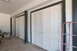 106 S Howe St, Lampasas, TX 76550 - Photo 39